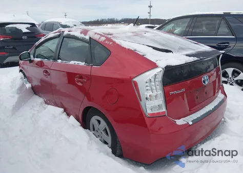 2011 Toyota Prius Three z USA, uszkodzony, nr VIN JTDKN3DU5B0314481